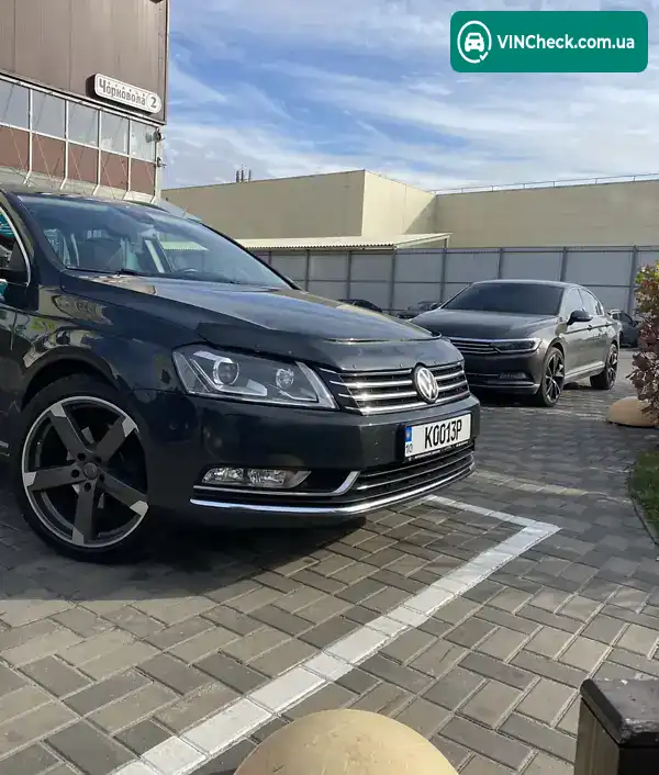 Volkswagen Passat 2013, фото з оголошення 1 з 20, VIN WVWZZZ3CZEE018416