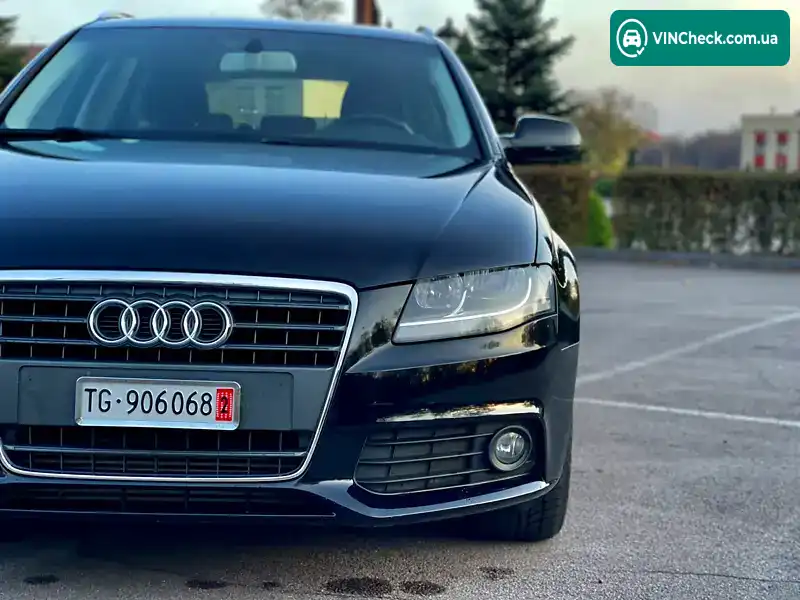 Audi A4 2010, фото з оголошення 2 з 20, VIN WAUZZZ8K7AA070207