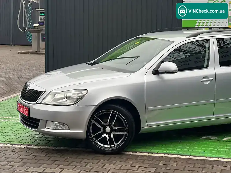 Skoda Octavia 2011, фото з оголошення 2 з 20, VIN TMBKK61Z9B2154328
