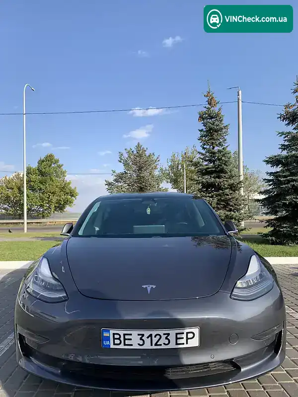 Tesla Model 3 2020, фото з оголошення 1 з 12, VIN 5YJ3E1EB8LF646374