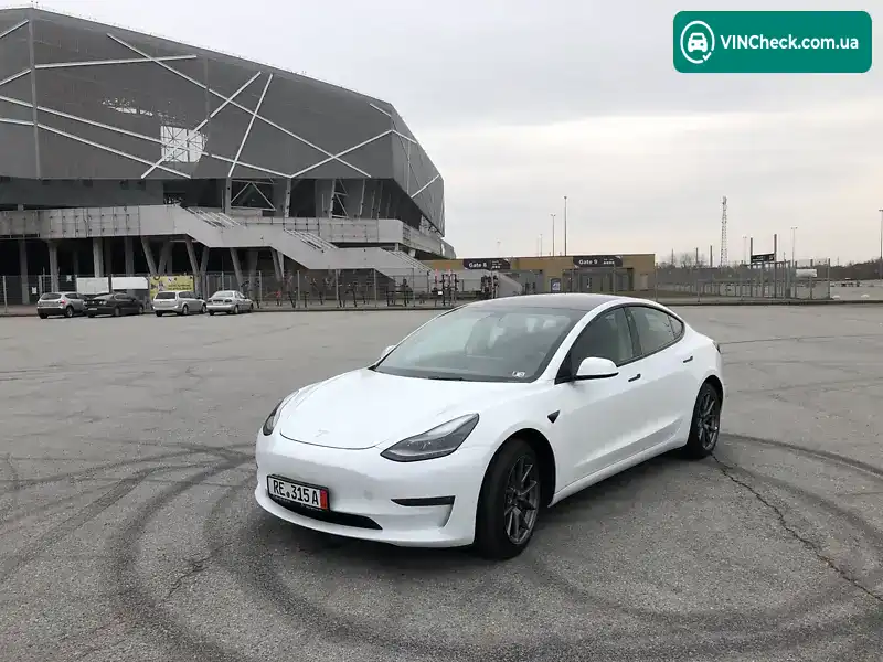 Tesla Model 3 2022, фото з оголошення 2 з 17, VIN 5YJ3E1EB6NF107318