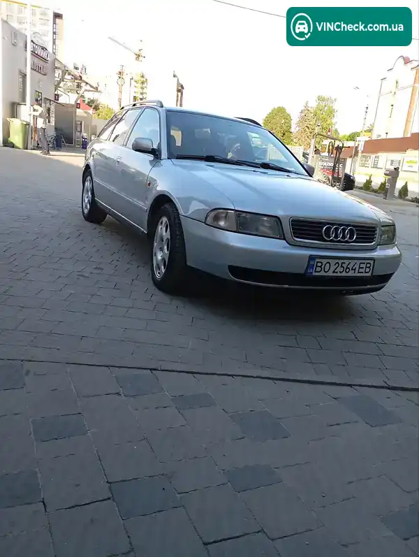 Audi A4 1998, фото з оголошення 2 з 19, VIN WAUZZZ8DZWA268135