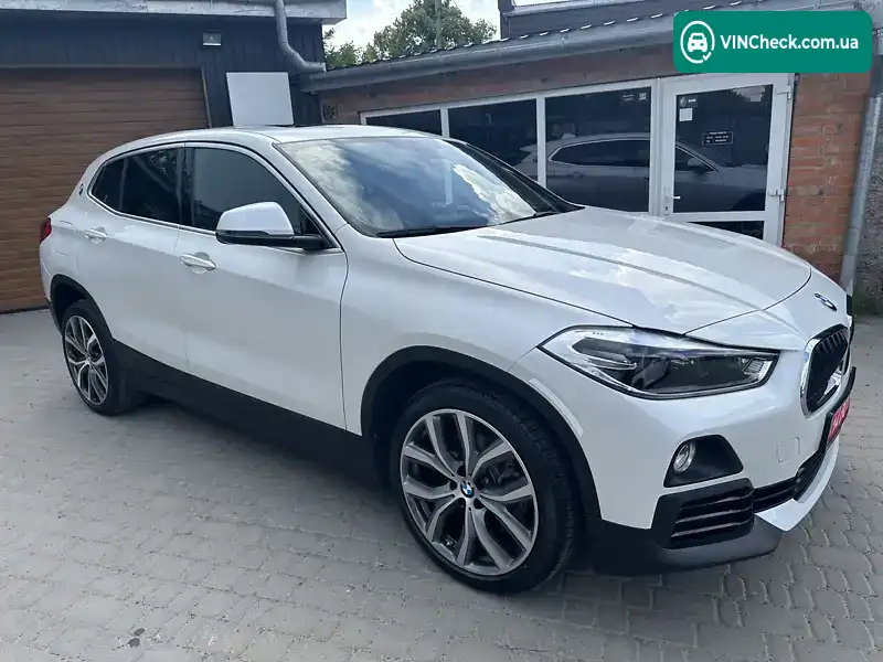 BMW X2 2018, фото з оголошення 2 з 20, VIN WBXYJ5C30JEF77611