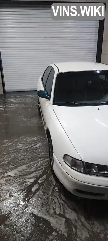 Mazda 626 1992, фото з оголошення 2 з 8, VIN JMZGE12A201110386