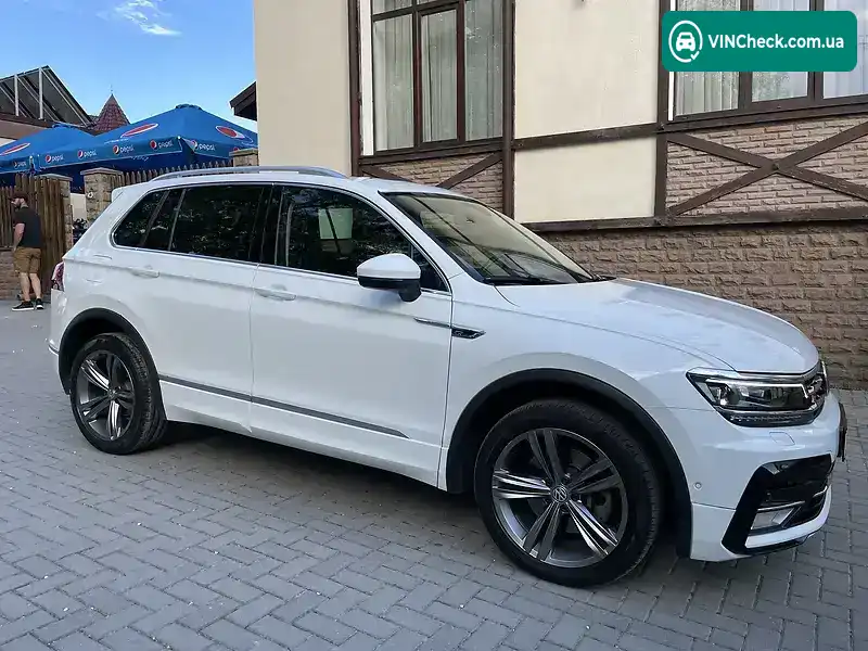 Volkswagen Tiguan 2017, фото з оголошення 2 з 2, VIN WVGZZZ5NZHW407165
