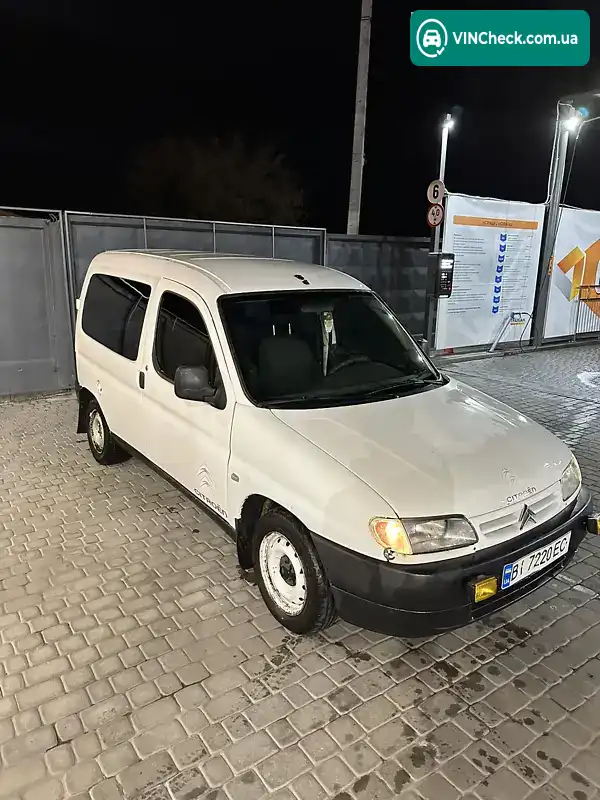 Фото автомобіля