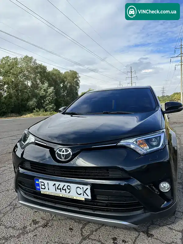 Toyota RAV4 2017, фото з оголошення 2 з 6, VIN JTMRBREV80D087035