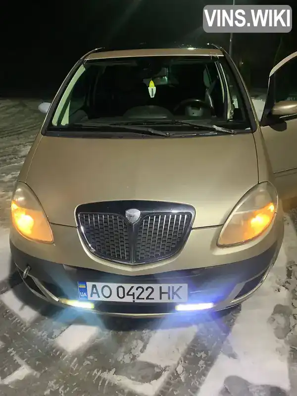 Фото автомобіля