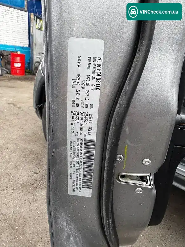 Jeep Compass 2018, фото з оголошення 2 з 17, VIN 3C4NJCBB9JT462138