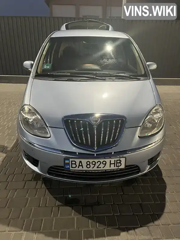 Фото автомобіля