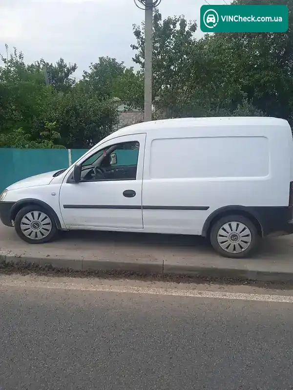 Opel Combo 2006, фото з оголошення 1 з 9, VIN W0L0XCF2563061473