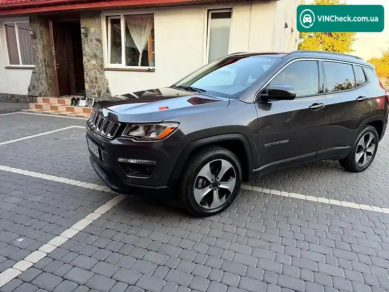 Jeep Compass 2017, фото з оголошення 2 з 20, VIN 3C4NJCBB6HT690919