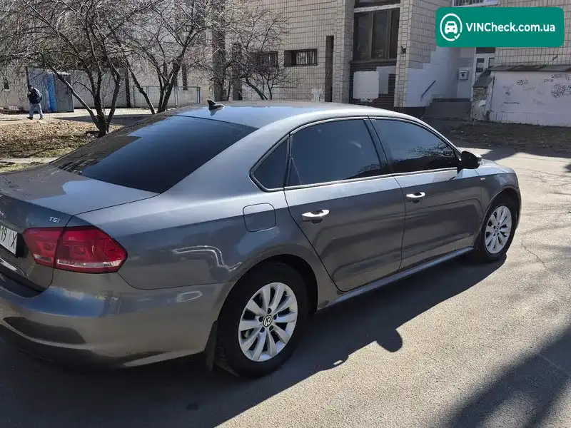 Volkswagen Passat 2014, фото з оголошення 2 з 17, VIN 1VWAT7A35EC071050