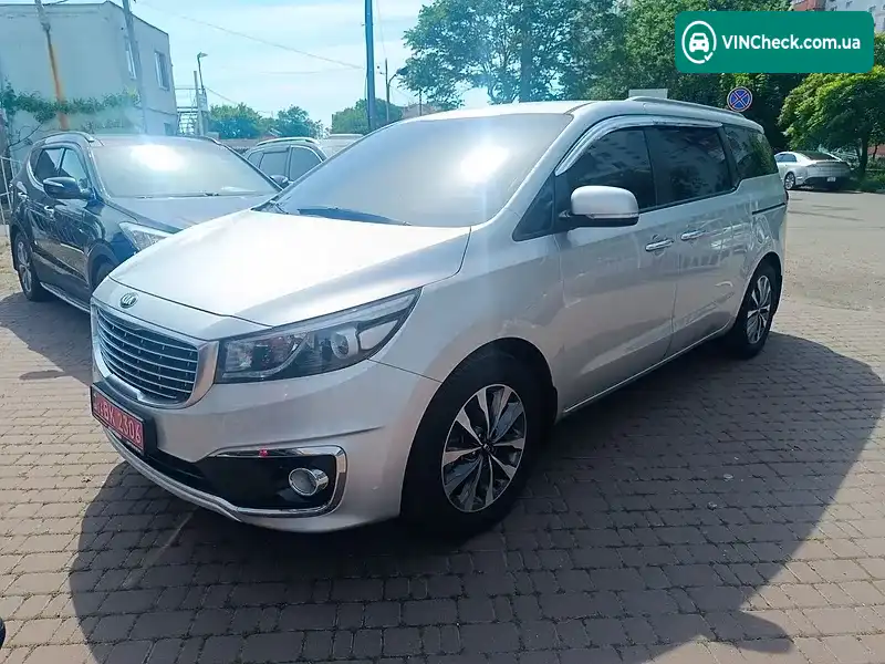 Kia Carnival 2015, фото з оголошення 2 з 15, VIN KNAMB81ABFS066403