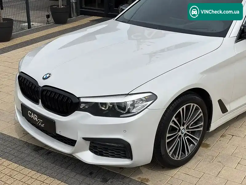 BMW 5 Series 2018, фото з оголошення 2 з 20, VIN WBAJE7C54JWC57344