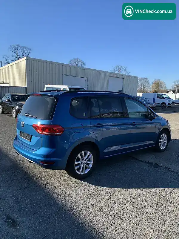 Volkswagen Touran 2017, фото з оголошення 1 з 8, VIN WVGZZZ1TZJW044716