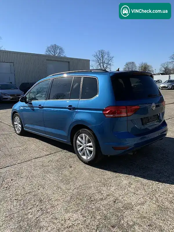 Volkswagen Touran 2017, фото з оголошення 2 з 8, VIN WVGZZZ1TZJW044716