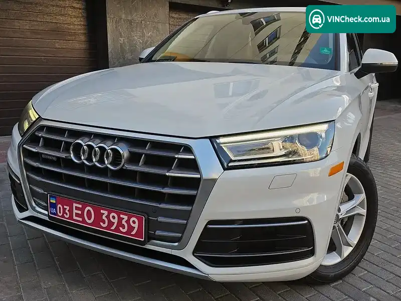 Audi Q5 2020, фото з оголошення 1 з 20, VIN WA1ANAFY8L2017740