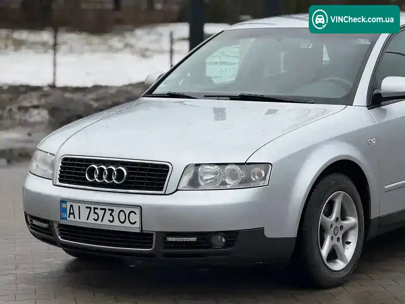 Audi A4 2002, фото з оголошення 1 з 10, VIN WAUZZZ8E32A284283