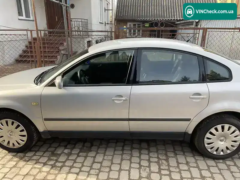 Volkswagen Passat 1999, фото з оголошення 2 з 6, VIN WVWZZZ3BZXP405690
