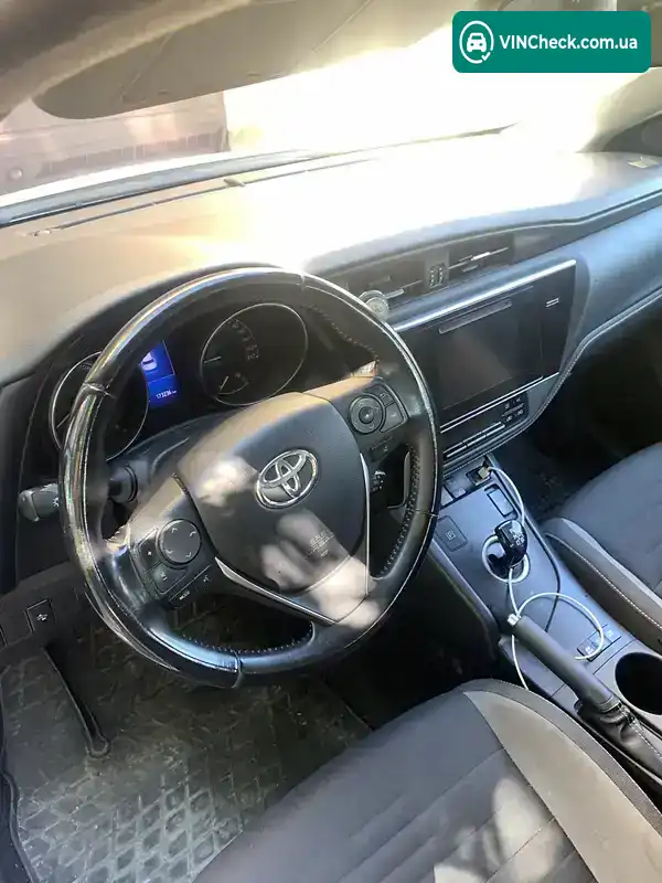 Toyota Auris 2016, фото з оголошення 2 з 20, VIN SB1MS3JE40E307329