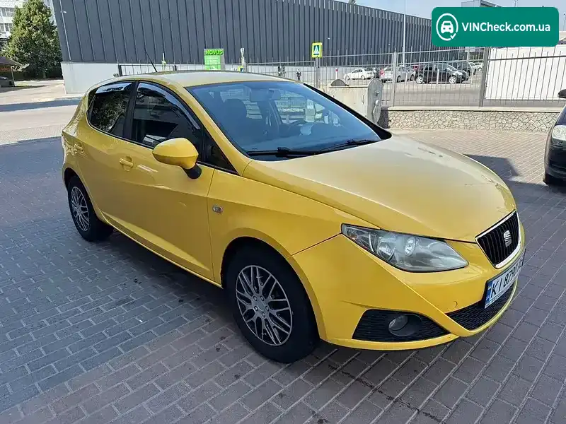 SEAT Ibiza 2010, фото з оголошення 2 з 20, VIN VSSZZZ6JZAR036739
