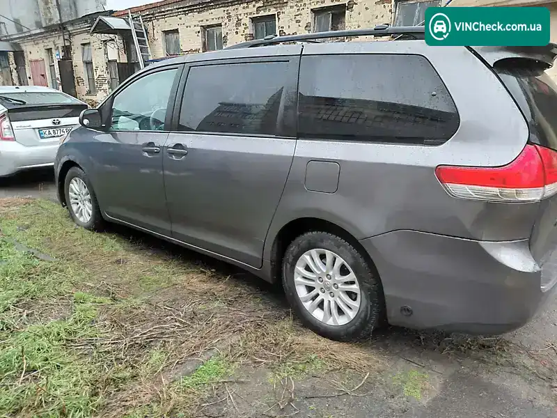 Toyota Sienna 2014, фото з оголошення 2 з 21, VIN 5TDYK3DC3ES498850