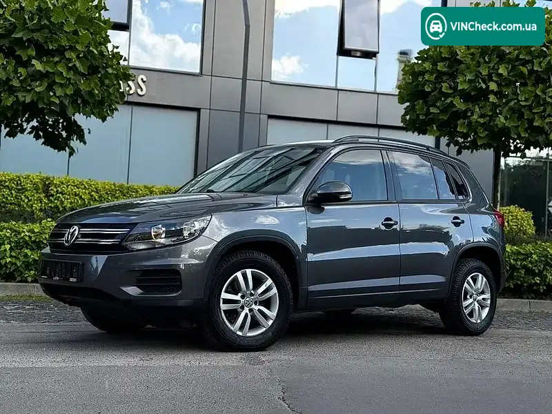 Volkswagen Tiguan 2016, фото з оголошення 2 з 20, VIN WVGAV7AX7GW590064