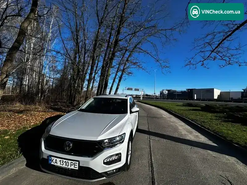 Volkswagen T-Roc 2019, фото з оголошення 2 з 14, VIN WVGZZZA1ZLV009376