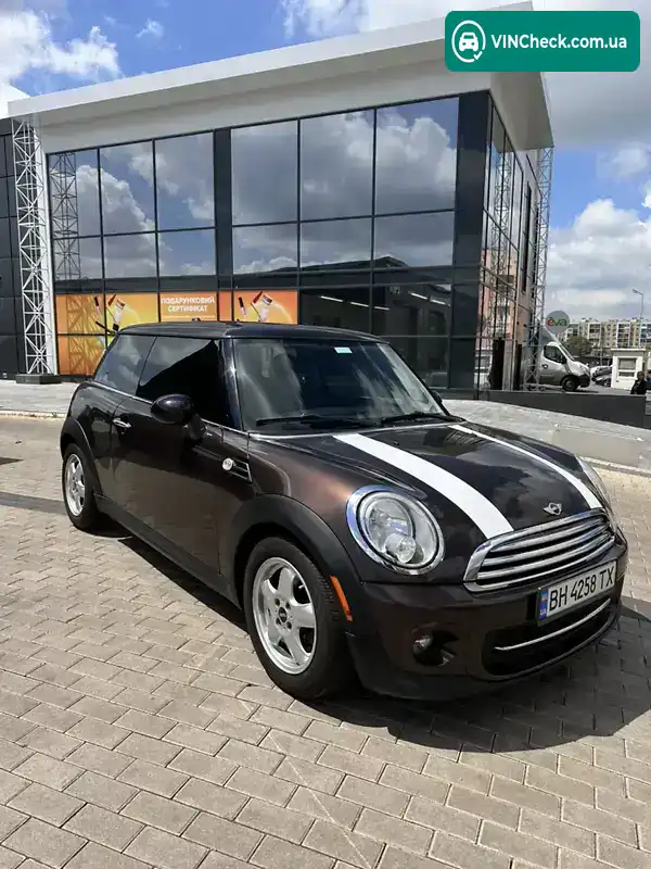 MINI Coupe 2011, фото з оголошення 1 з 21, VIN WMWSU3C58BT096190