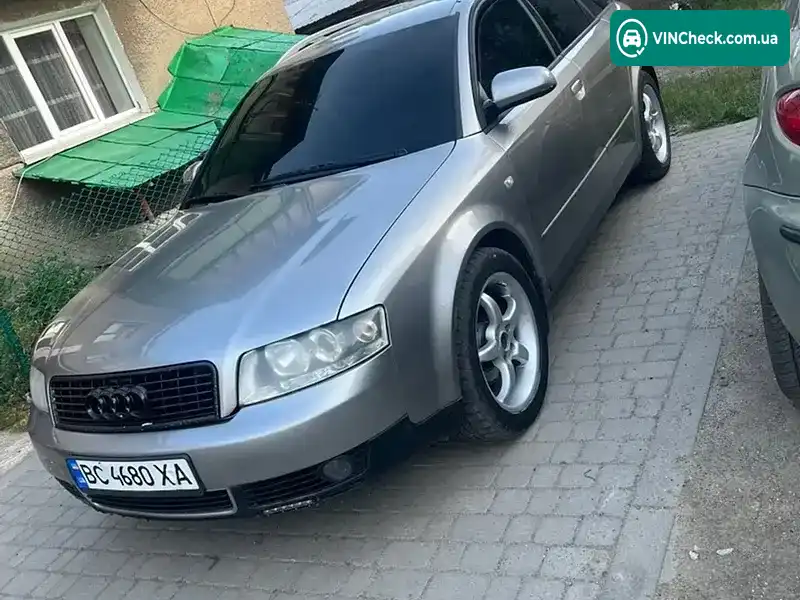 Audi A4 2002, фото з оголошення 1 з 6, VIN WAUZZZ8E13A009674