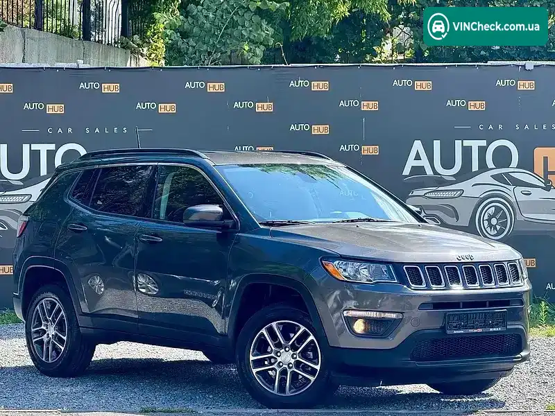 Jeep Compass 2018, фото з оголошення 1 з 20, VIN 3C4NJDBB6JT423257