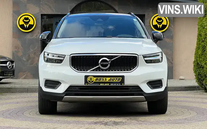 Volvo XC40 2022, фото з оголошення 2 з 21, VIN YV4162UK6N2768391