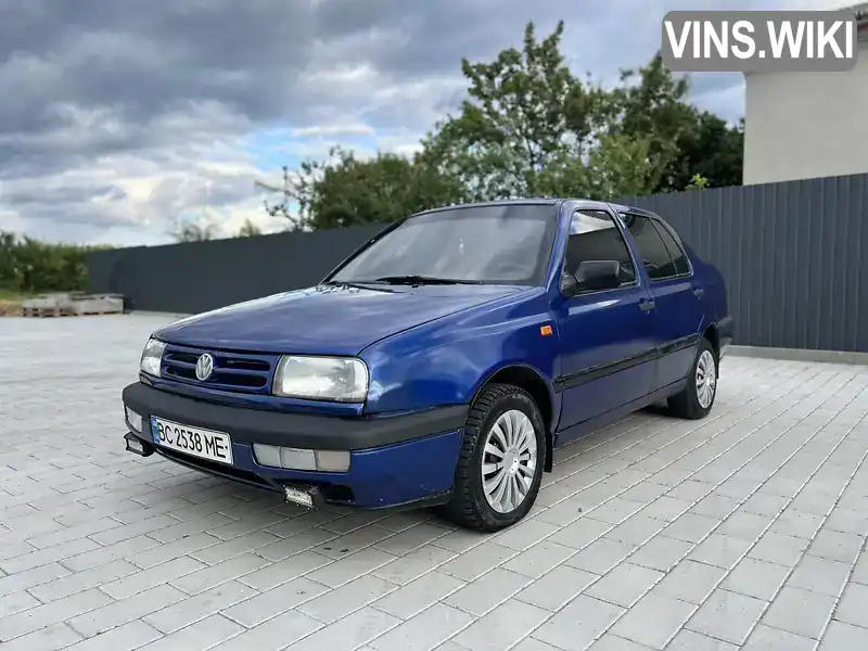 Volkswagen Vento 1994, фото з оголошення 1 з 21, VIN WVWZZZ1HZRW132625
