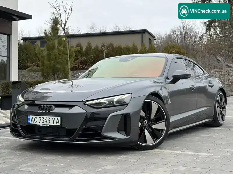 Audi e-tron GT 2021, фото з оголошення 2 з 21, VIN WAUZZZFWXN7000354