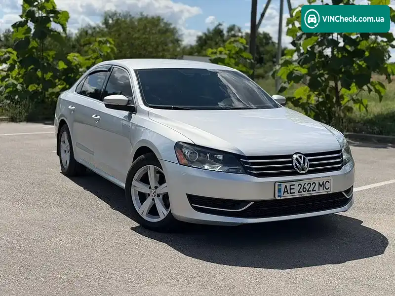 Volkswagen Passat 2013, фото з оголошення 2 з 14, VIN 1VWBH7A30DC094031