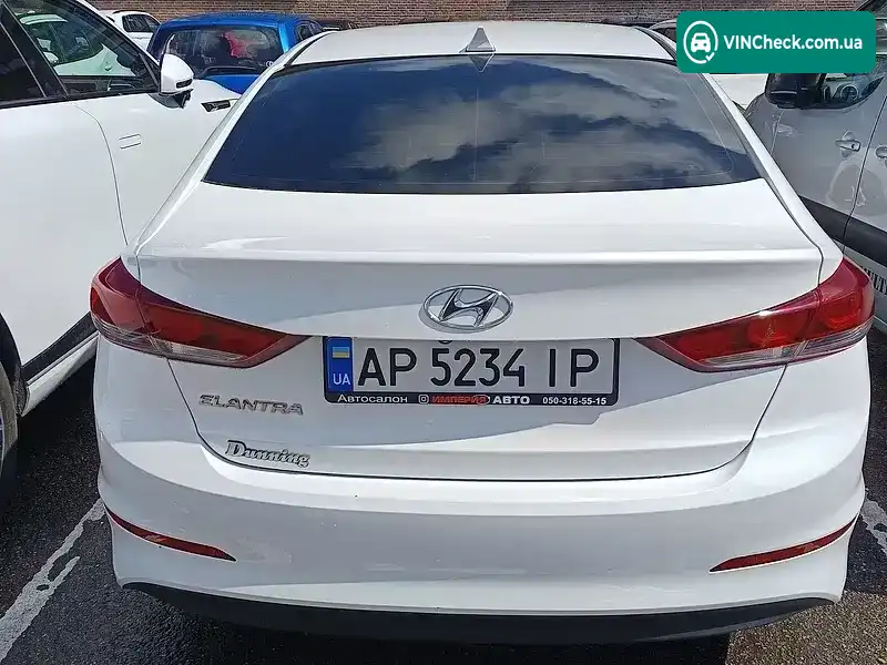 Hyundai Elantra 2018, фото з оголошення 2 з 12, VIN 5NPD84LF2JH335170