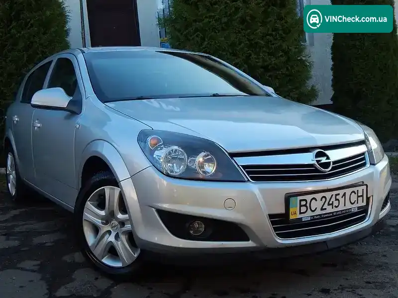 Opel Astra 2010, фото з оголошення 1 з 20, VIN W0L0AHL48A5057785