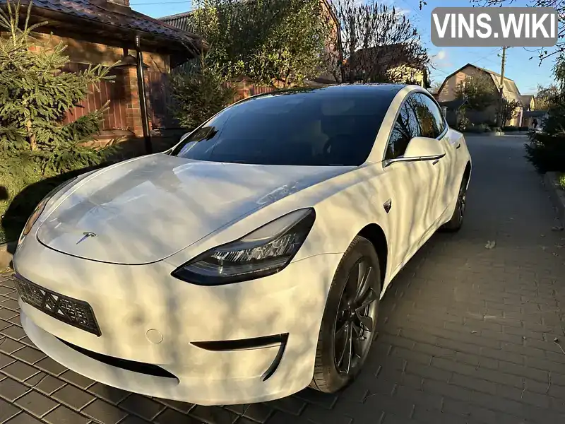 Tesla Model 3 2019, фото з оголошення 2 з 21, VIN 5YJ3E1EB8LF601239