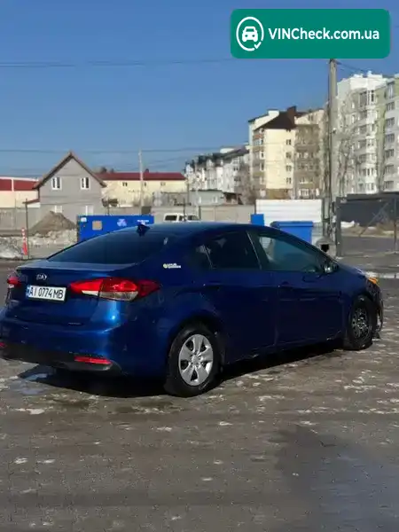 Kia Forte 2017, фото з оголошення 2 з 7, VIN 3KPFK4A70JE189393