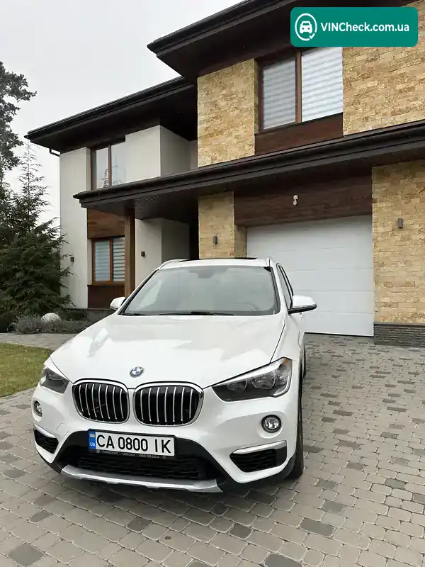 BMW X1 2017, фото з оголошення 1 з 13, VIN WBXHU7C30J5H44990