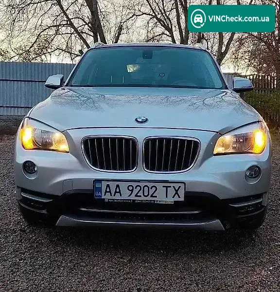 BMW X1 2013, фото з оголошення 1 з 13, VIN WBAVM1C53EVW47541