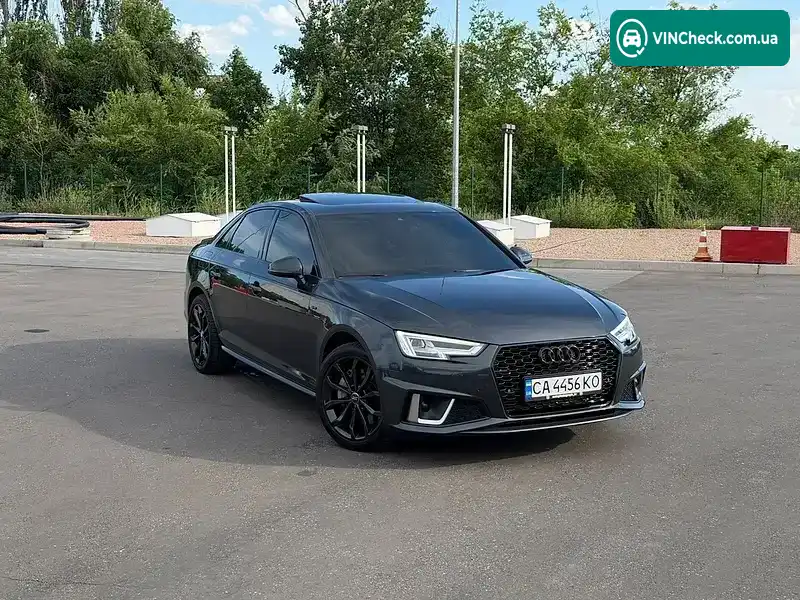 Audi A4 2019, фото з оголошення 1 з 20, VIN WAUENAF40KN015544