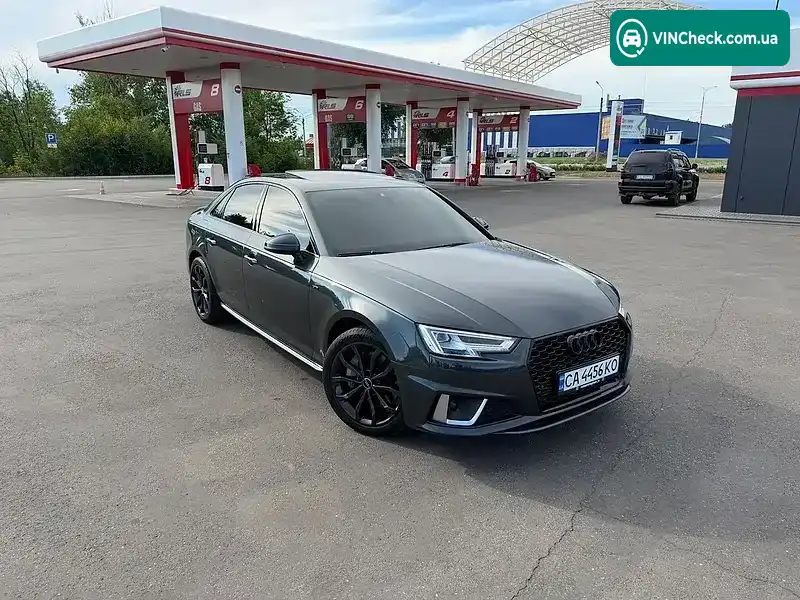 Audi A4 2019, фото з оголошення 2 з 20, VIN WAUENAF40KN015544