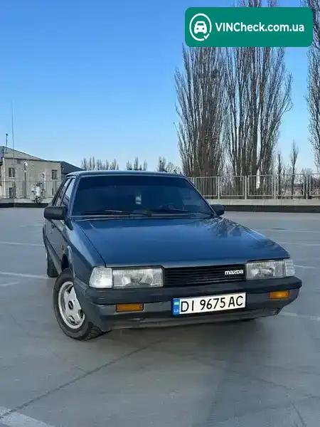 Mazda 626 1985, фото з оголошення 1 з 21, VIN JMZGC121201595881