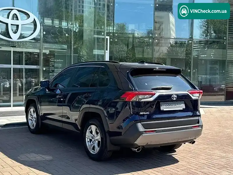 Toyota RAV4 2021, фото з оголошення 2 з 18, VIN JTMW43FV40D083959