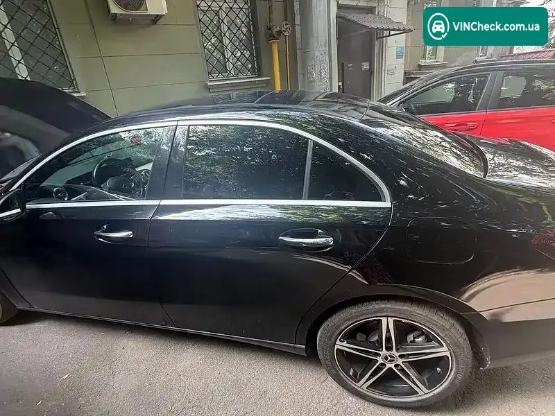 Mercedes-Benz A-Class 2020, фото з оголошення 1 з 7, VIN W1K3G4EB9LJ215763