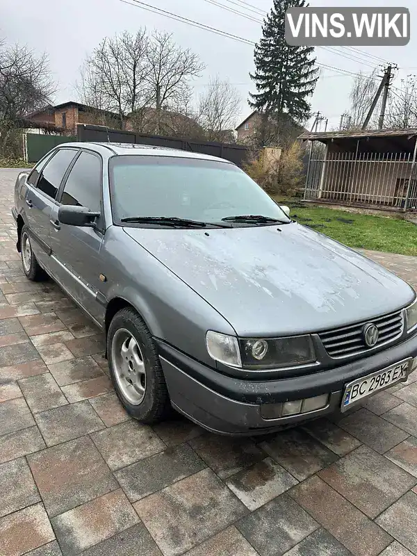 Volkswagen Passat 1994, фото з оголошення 1 з 14, VIN WVWZZZ3AZRB150197