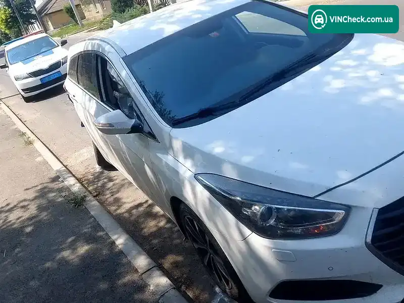 Hyundai i40 2017, фото з оголошення 2 з 20, VIN KMHLC81UGJU144803
