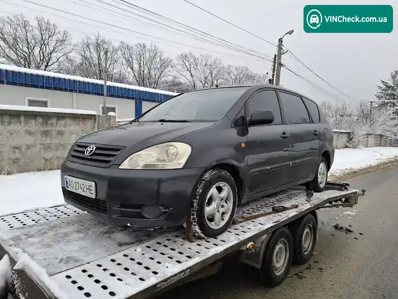 Toyota Avensis Verso 2002, фото з оголошення 1 з 11, VIN JTEGG22B105002102